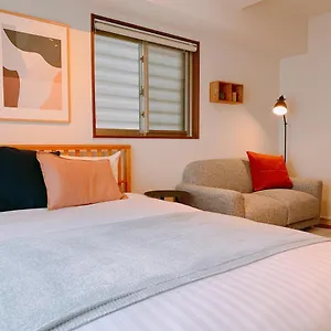 Dash Living Higashi Azabu アパート